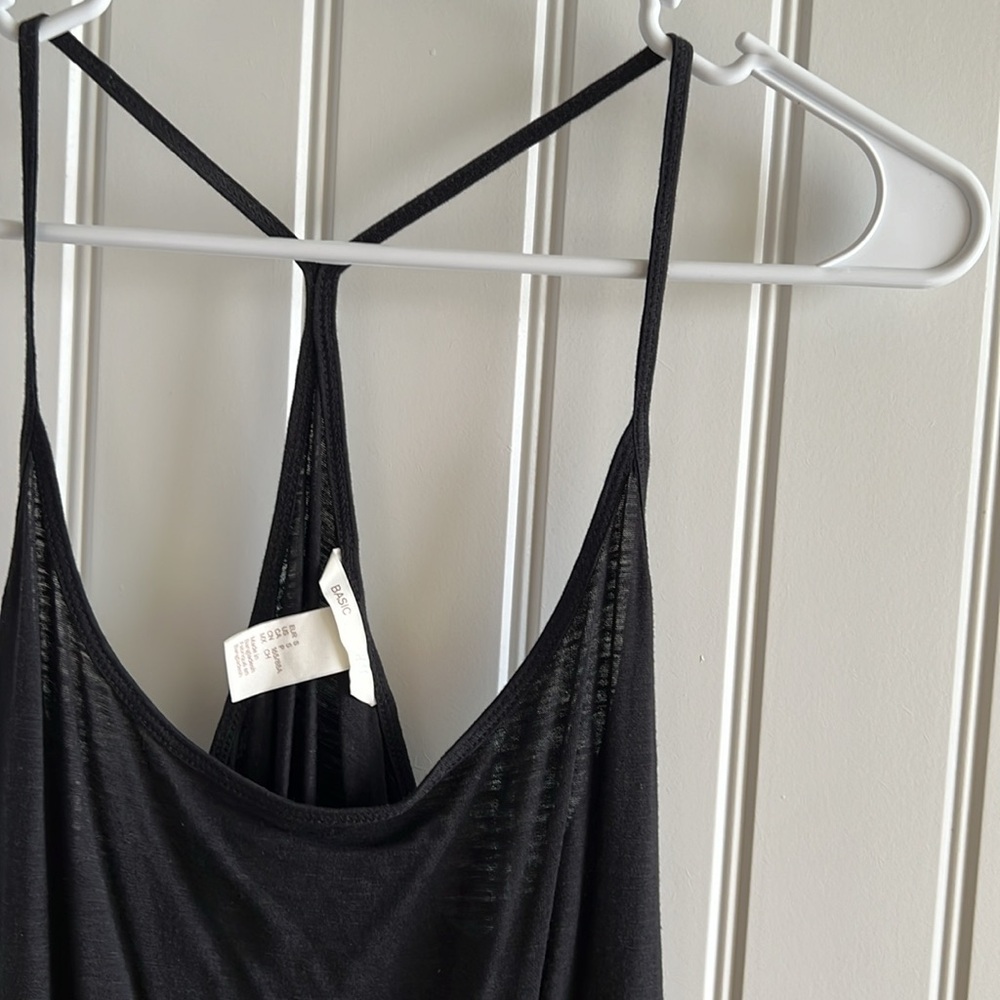 NWOT H&M Basic Black Top - Picture 2 of 5